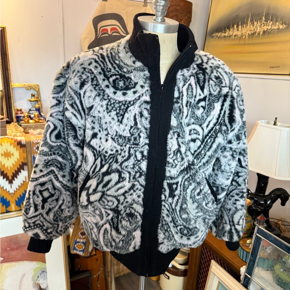 Vintage Tundra 80s Paisley Fleece Jacket